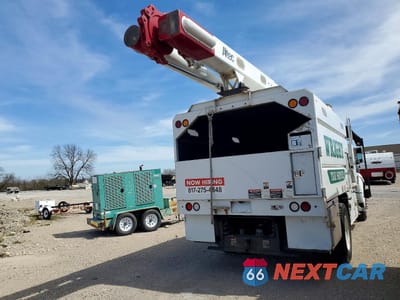 Czwarte zdjęcie samochodu z boku: 2015 FORD F750 SUPER DUTY FORESTRY BUCKET TRUCK VIN:3FRNF7FBXFV643822 - miniatura