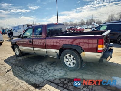 Drugie zdjęcie samochodu z przodu: 2000 CHEVROLET SILVERADO C1500 VIN:2GCEC19T9Y1105104 - miniatura