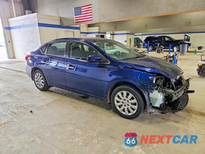 Czwarte zdjęcie samochodu z boku: 2019 NISSAN SENTRA S VIN:3N1AB7AP1KY397779 - miniatura