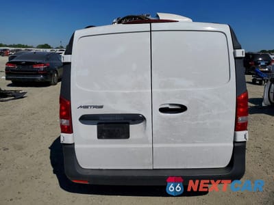 Zdjęcie 6 z 13 samochodu: 2022 MERCEDES-BENZ METRIS VIN:W1YV0BEYXN4151343 - miniatura