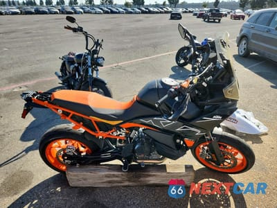 2024 KTM 890 ADVENTURE VBKTS6400RM879542 - główne zdjęcie licytacji z USA - miniatura