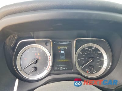 Zdjęcie 9 z 12 samochodu: 2017 NISSAN TITAN SV VIN:1N6AA1R76HN522800 - miniatura