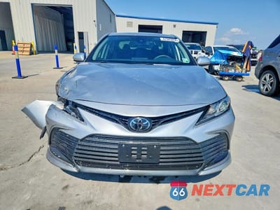Piąte zdjęcie samochodu w środku: 2024 TOYOTA CAMRY LE VIN:4T1C11AK0RU903640 - miniatura