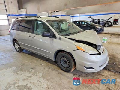 Czwarte zdjęcie samochodu z boku: 2007 TOYOTA SIENNA LE 7-PASSENGER VIN:5TDZK23C67S068491 - miniatura