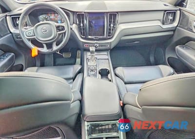 Zdjęcie 8 z 12 samochodu: 2021 VOLVO XC60 T5 R-DESIGN VIN:YV4102RM0M1830089 - miniatura