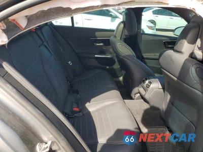Zdjęcie 10 z 12 samochodu: 2023 MERCEDES-BENZ C 300 4MATIC VIN:W1KAF4HB8PR081681 - miniatura