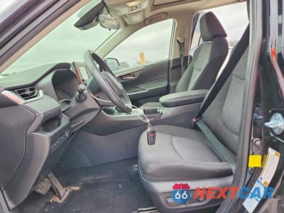 Zdjęcie 7 z 13 samochodu: 2022 TOYOTA RAV4 HYBRID XLE VIN:JTMRWRFV7ND137790 - miniatura