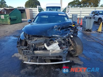 Piąte zdjęcie samochodu w środku: 2017 INFINITI Q50 3.0T PREMIUM VIN:JN1EV7AP7HM731835 - miniatura