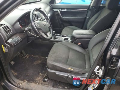Zdjęcie 7 z 13 samochodu: 2015 KIA SORENTO LX VIN:5XYKTDA67FG616470 - miniatura