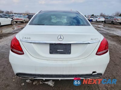 Zdjęcie 6 z 11 samochodu: 2015 MERCEDES-BENZ C 400 4MATIC VIN:55SWF6GB6FU027442 - miniatura