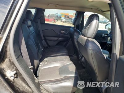 Zdjęcie 11 z 14 samochodu: 2016 JEEP CHEROKEE TRAILHAWK VIN:1C4PJMBB2GW105017 - miniatura