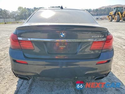 Zdjęcie 6 z 11 samochodu: 2015 BMW 750 LI VIN:WBAYE8C57FD781267 - miniatura