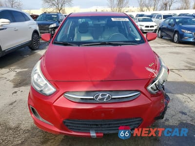 Piąte zdjęcie samochodu w środku: 2016 HYUNDAI ACCENT SE VIN:KMHCT4AE3GU075487 - miniatura