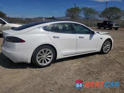 Trzecie zdjęcie samochodu z tyłu: 2017 TESLA MODEL S VIN:5YJSA1E22HF199068 - miniatura