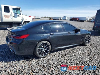 Trzecie zdjęcie samochodu z tyłu: 2021 BMW 840XI VIN:WBAGV4C03MCG30182 - miniatura