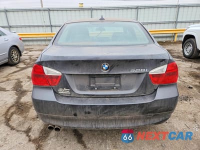 Zdjęcie 6 z 11 samochodu: 2007 BMW 328 I VIN:WBAVA37507NE25835 - miniatura
