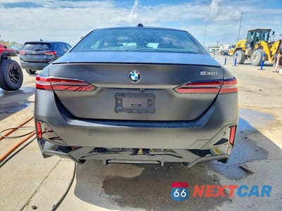 Zdjęcie 6 z 11 samochodu: 2026 BMW 530 I VIN:WBA43FJ07TCV97108 - miniatura
