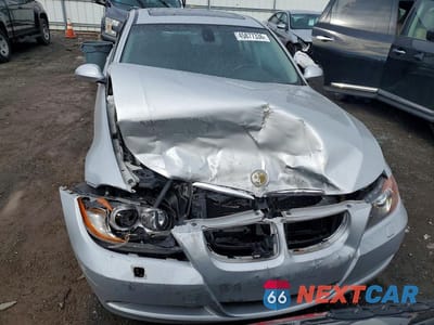 Piąte zdjęcie samochodu w środku: 2006 BMW 325 I VIN:WBAVB13506PT23281 - miniatura