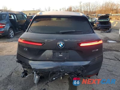 Zdjęcie 6 z 12 samochodu: 2023 BMW IX XDRIVE50 VIN:WB523CF04PCM15321 - miniatura