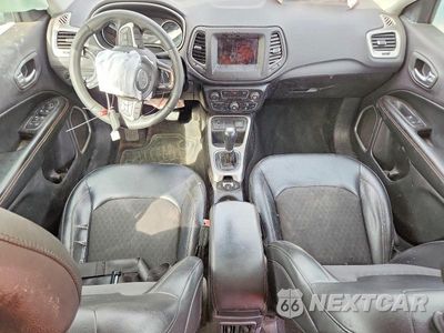 Zdjęcie 8 z 13 samochodu: 2017 JEEP COMPASS LATITUDE VIN:3C4NJCBB1HT693856 - miniatura