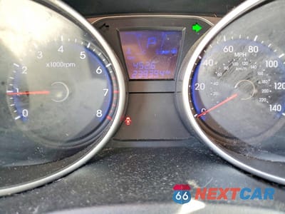 Zdjęcie 9 z 12 samochodu: 2010 HYUNDAI TUCSON GLS VIN:KM8JU3AC3AU071041 - miniatura