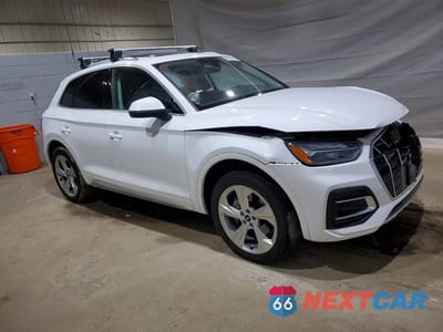 Czwarte zdjęcie samochodu z boku: 2021 AUDI Q5 PREMIUM PLUS VIN:WA1BAAFY5M2012237 - miniatura