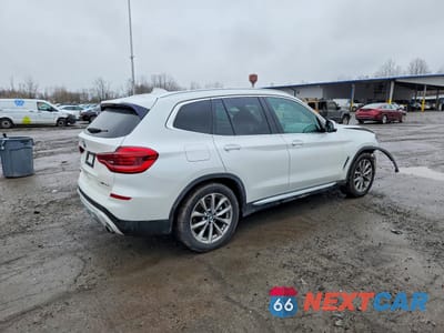 Trzecie zdjęcie samochodu z tyłu: 2019 BMW X3 XDRIVE30I VIN:5UXTR9C57KLP87902 - miniatura