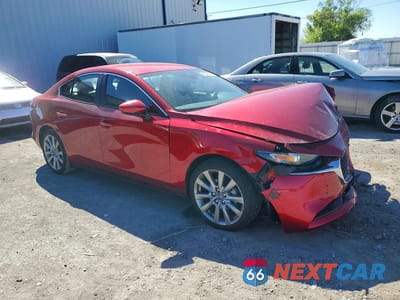 Czwarte zdjęcie samochodu z boku: 2022 MAZDA 3 SELECT VIN:3MZBPABL3NM310078 - miniatura