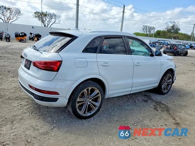 Trzecie zdjęcie samochodu z tyłu: 2017 AUDI Q3 PRESTIGE VIN:WA1FCCFS9HR017778 - miniatura