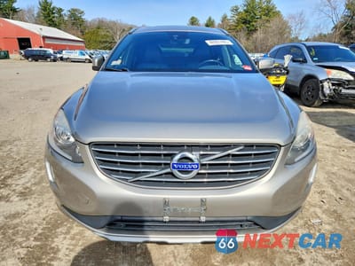 Piąte zdjęcie samochodu w środku: 2016 VOLVO XC60 T5 PREMIER VIN:YV4612RK4G2840155 - miniatura