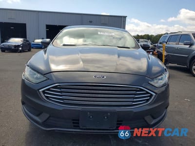 Piąte zdjęcie samochodu w środku: 2018 FORD FUSION SE HYBRID VIN:3FA6P0LU4JR268948 - miniatura
