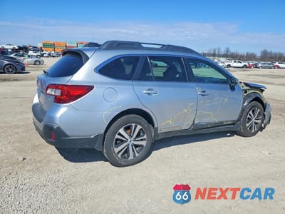 Trzecie zdjęcie samochodu z tyłu: 2018 SUBARU OUTBACK 2.5I LIMITED VIN:4S4BSANC3J3354327 - miniatura