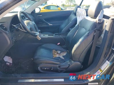 Zdjęcie 7 z 11 samochodu: 2010 LEXUS IS 350C BASE VIN:JTHFE2C23A2503112 - miniatura
