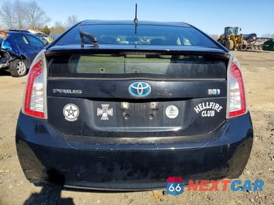 Zdjęcie 6 z 11 samochodu: 2013 TOYOTA PRIUS TWO VIN:JTDKN3DU7D5632477 - miniatura