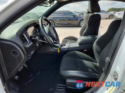 Zdjęcie 7 z 12 samochodu: 2023 DODGE CHARGER SCAT PACK VIN:2C3CDXGJ3PH603317 - miniatura