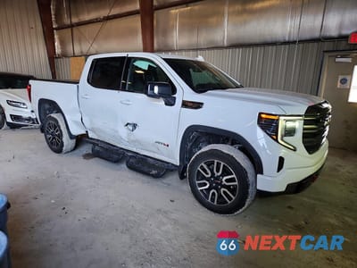 Czwarte zdjęcie samochodu z boku: 2023 GMC SIERRA K1500 AT4 VIN:1GTUUEEL7PZ215595 - miniatura