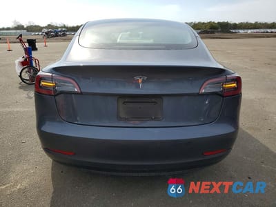 Zdjęcie 6 z 12 samochodu: 2023 TESLA MODEL 3 VIN:5YJ3E1EA9PF680966 - miniatura