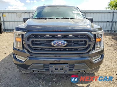 Piąte zdjęcie samochodu w środku: 2022 FORD F150 SUPERCREW VIN:1FTFW1E55NKE50354 - miniatura