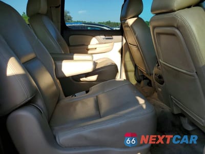 Zdjęcie 11 z 13 samochodu: 2014 CHEVROLET SUBURBAN C1500 LTZ VIN:1GNSCKE01ER206944 - miniatura