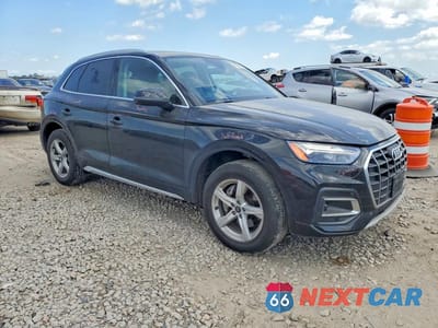 Czwarte zdjęcie samochodu z boku: 2021 AUDI Q5 PREMIUM VIN:WA1AAAFY5M2046416 - miniatura