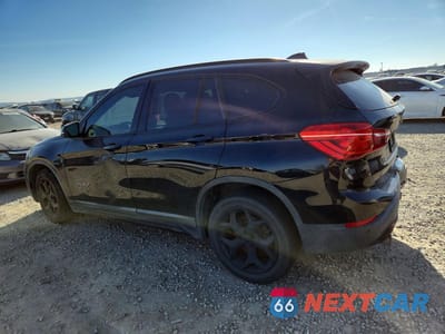 Drugie zdjęcie samochodu z przodu: 2017 BMW X1 XDRIVE28I VIN:WBXHT3C30H5F71820 - miniatura