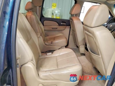 Zdjęcie 11 z 13 samochodu: 2007 CHEVROLET SUBURBAN K1500 VIN:3GNFK16327G116051 - miniatura