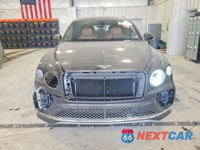 Piąte zdjęcie samochodu w środku: 2023 BENTLEY BENTAYGA VIN:SJAHT2ZV0PC020005 - miniatura