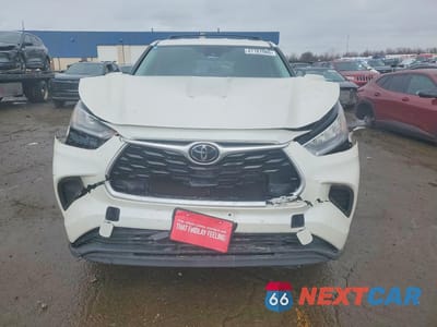 Piąte zdjęcie samochodu w środku: 2020 TOYOTA HIGHLANDER L VIN:5TDCZRBH3LS503095 - miniatura