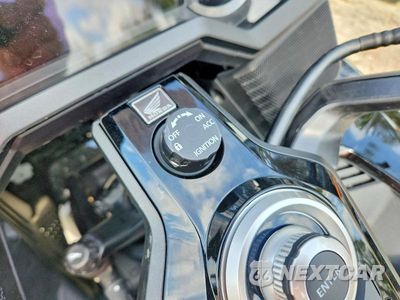 Zdjęcie 8 z 9 samochodu: 2023 HONDA GL1800 D VIN:JH2SC7957PK502078 - miniatura