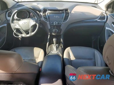 Zdjęcie 8 z 12 samochodu: 2016 HYUNDAI SANTA FE LIMITED VIN:KM8SR4HF9GU144577 - miniatura