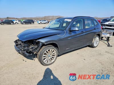 2015 BMW X1 XDRIVE28I WBAVL1C50FVY29508 - główne zdjęcie licytacji z USA - miniatura