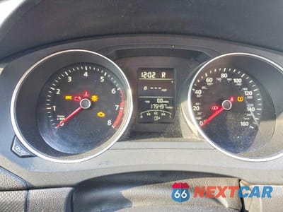 Zdjęcie 9 z 11 samochodu: 2015 VOLKSWAGEN JETTA BASE VIN:3VW2K7AJ9FM253839 - miniatura