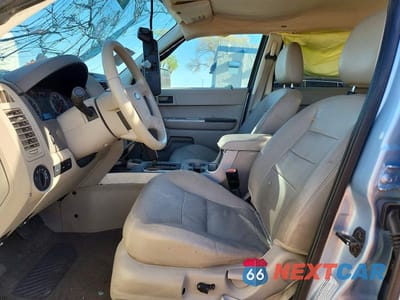 Zdjęcie 7 z 12 samochodu: 2008 FORD ESCAPE VIN:1FMCU59H48KA79899 - miniatura
