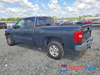 Drugie zdjęcie samochodu z przodu: 2009 CHEVROLET SILVERADO C1500 LT VIN:2GCEC290991122692 - miniatura